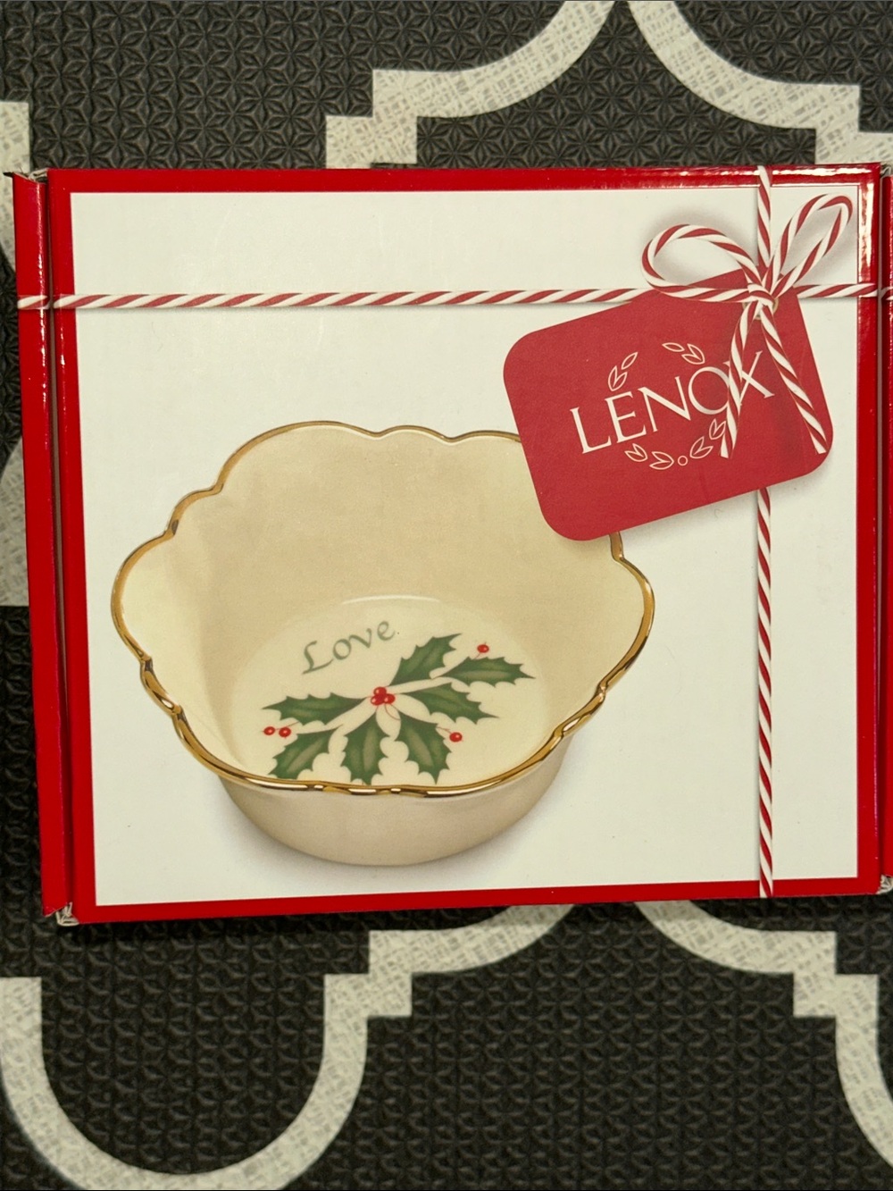 Lenox Cream and Gold Holiday 'Love' Scalloped Bowl with Holly Motif
